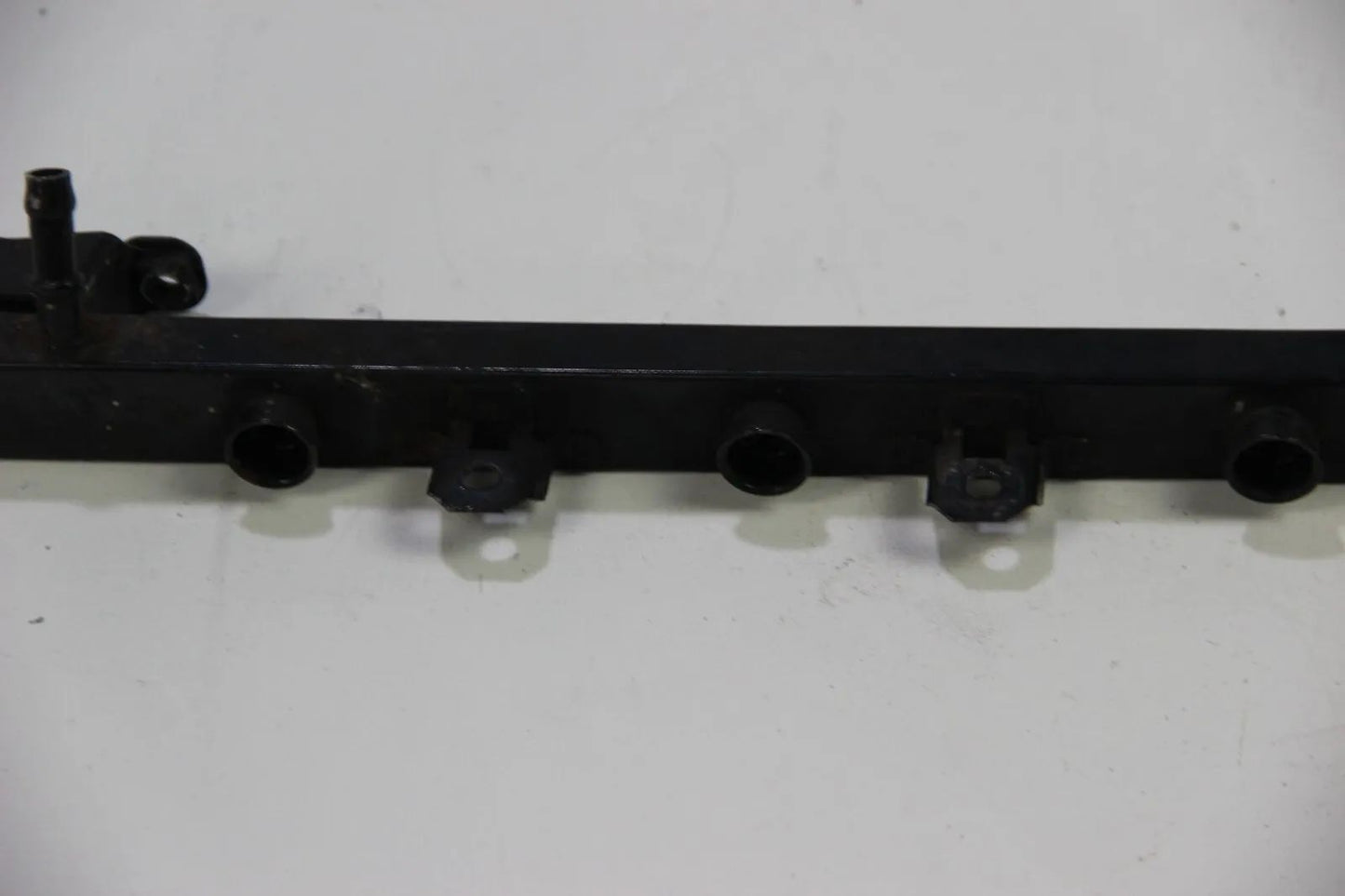 Original BMW E30 M20 320i 325i Einspritzleiste Fuel Rail Benzin Injektor Leiste