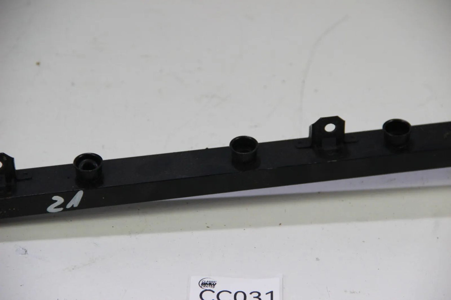 Original BMW E30 E34 Einspritzleiste M20 320i 520i 325i 525i Fuel Rail