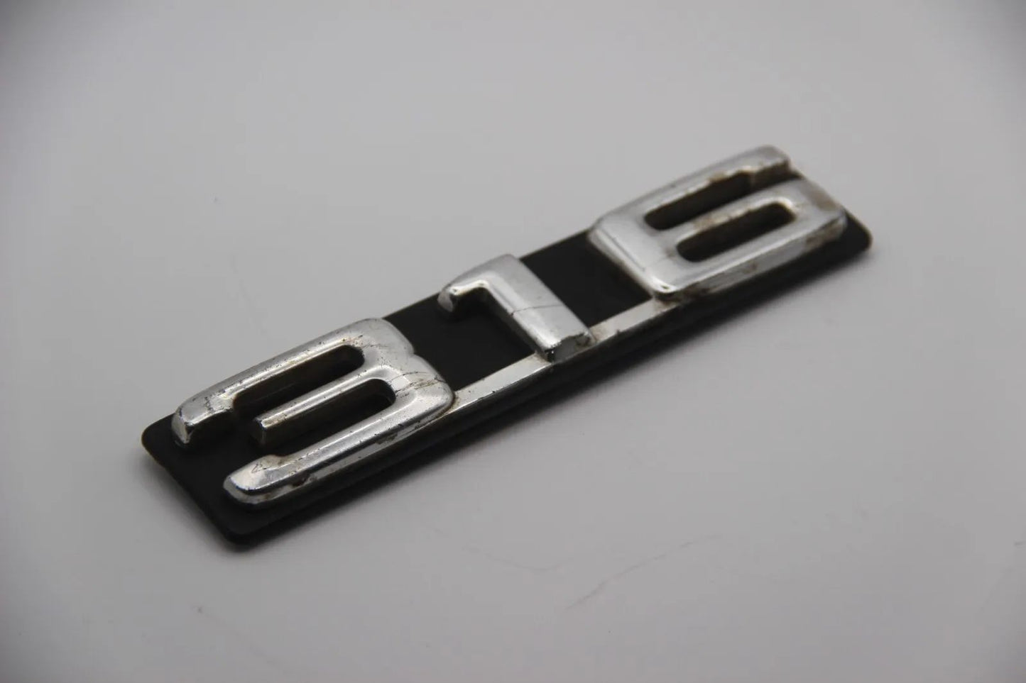 Original BMW E21 316 Modellbezeichnung Emblem Badge Schriftzug Typenschild