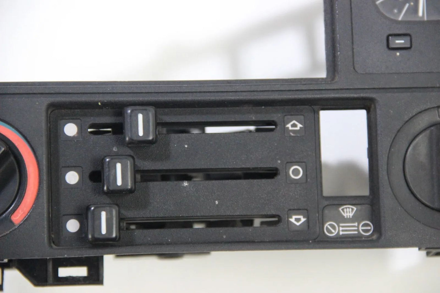 Original BMW E30 Heizungsbedienteil Borduhr Uhr EU Clock Rahmen komplett 1376903