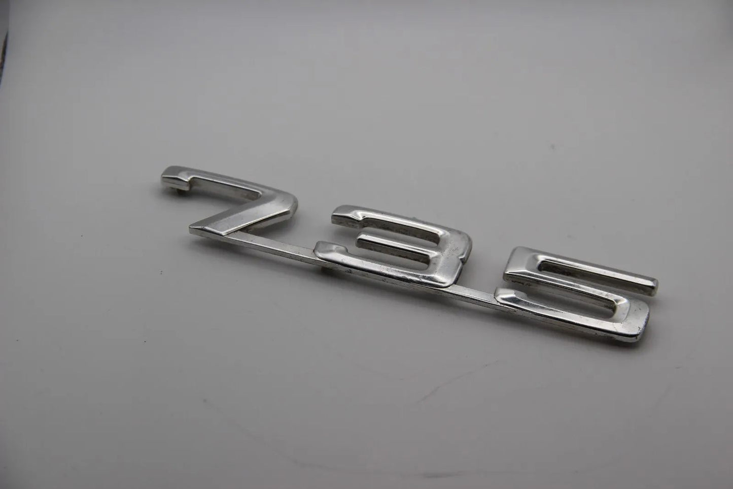 Original BMW 735 Modellbezeichnung Emblem Badge Schriftzug 51141869986 Schild