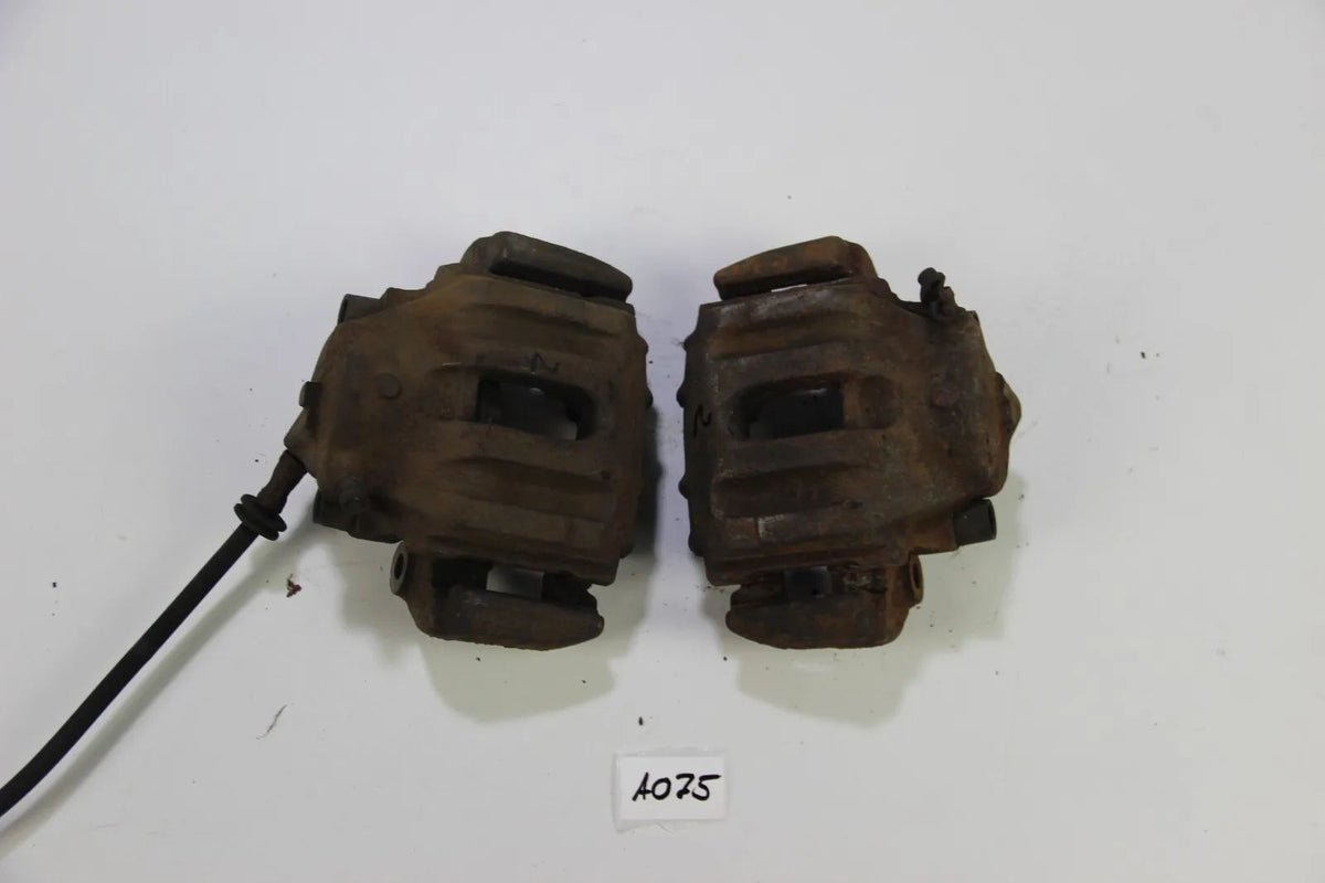 Original BMW E34 E32 Bremssattel vorne Links Rechts mit Träger Halter 60/22/302