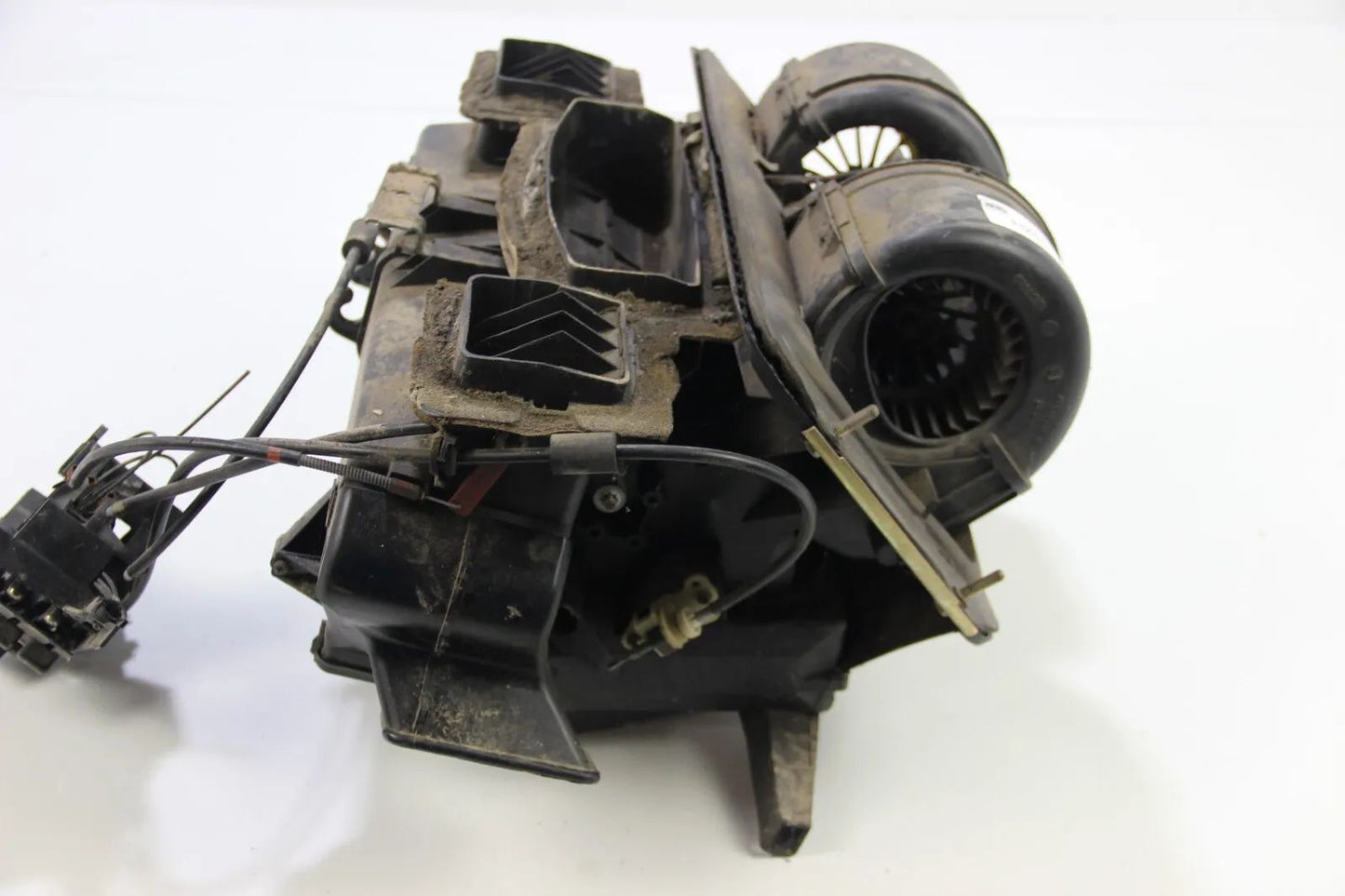 Original BMW E30 Heizungskasten Gebläse Kasten Heater Core 3er 1381569 OEM Behr