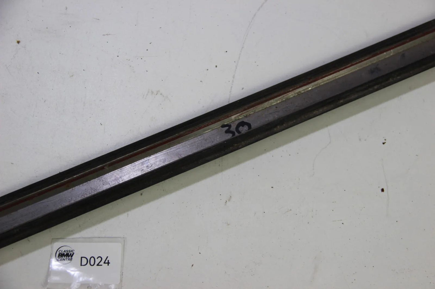 Original BMW E30 VFL Stoßleiste Rechts 511318761321 2-Türer 318i 320i 323i 325i