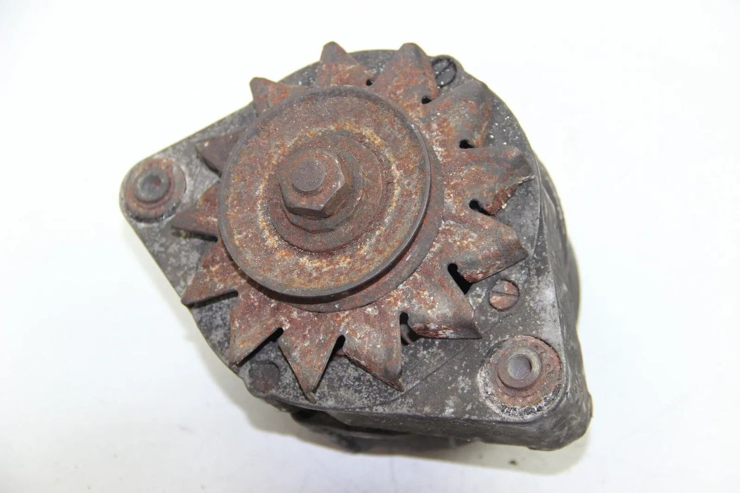 BMW Lichtmaschine Alternator E30 E28 E12 320i 325i 520i 525i 0120489717