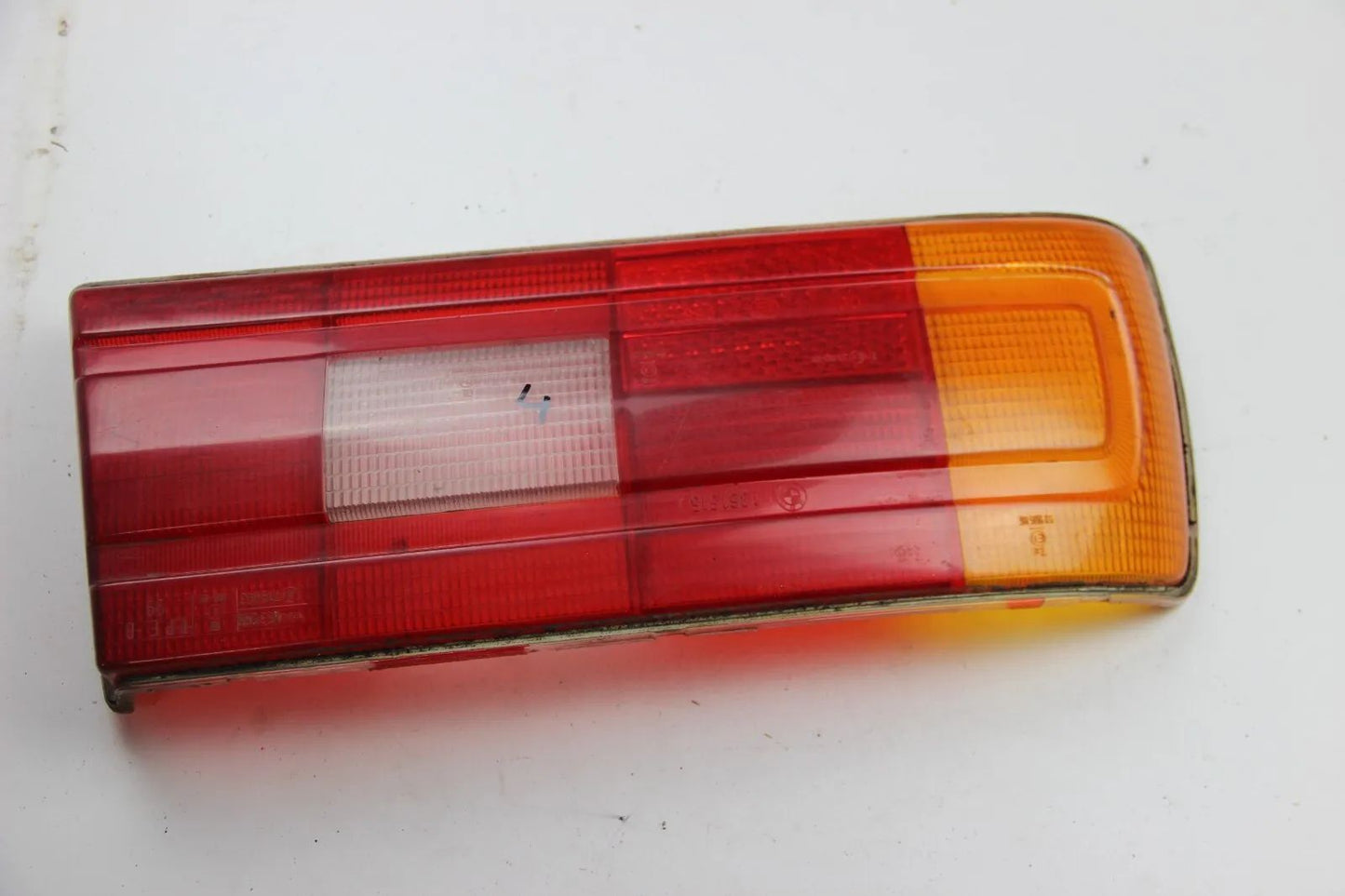 BMW E12 Rücklicht Taillight Links Glas Scheibe Reflector 1361515