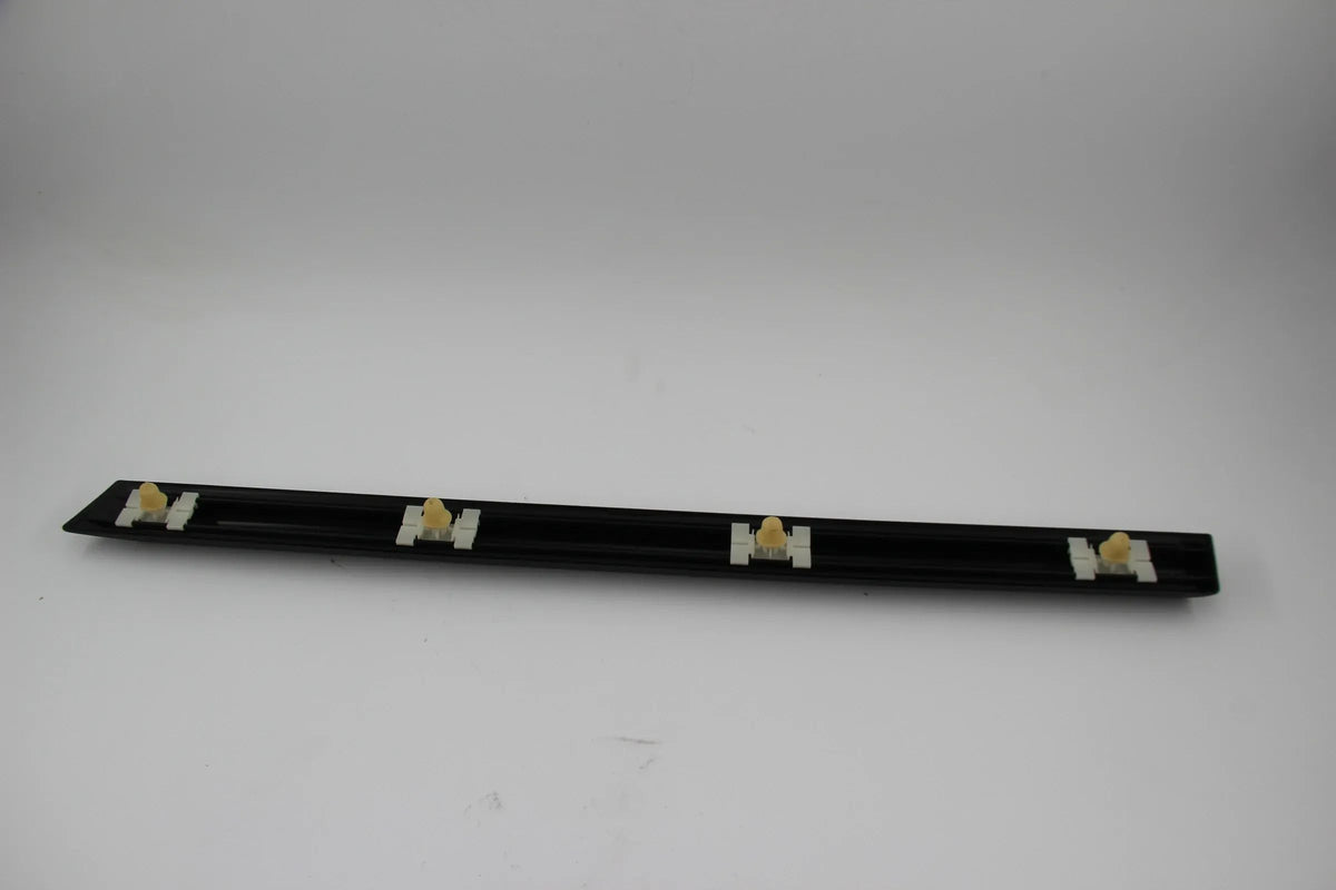 Original BMW E36 316g-318ti Stossleiste Seitenwand hinten rechts  51138146362