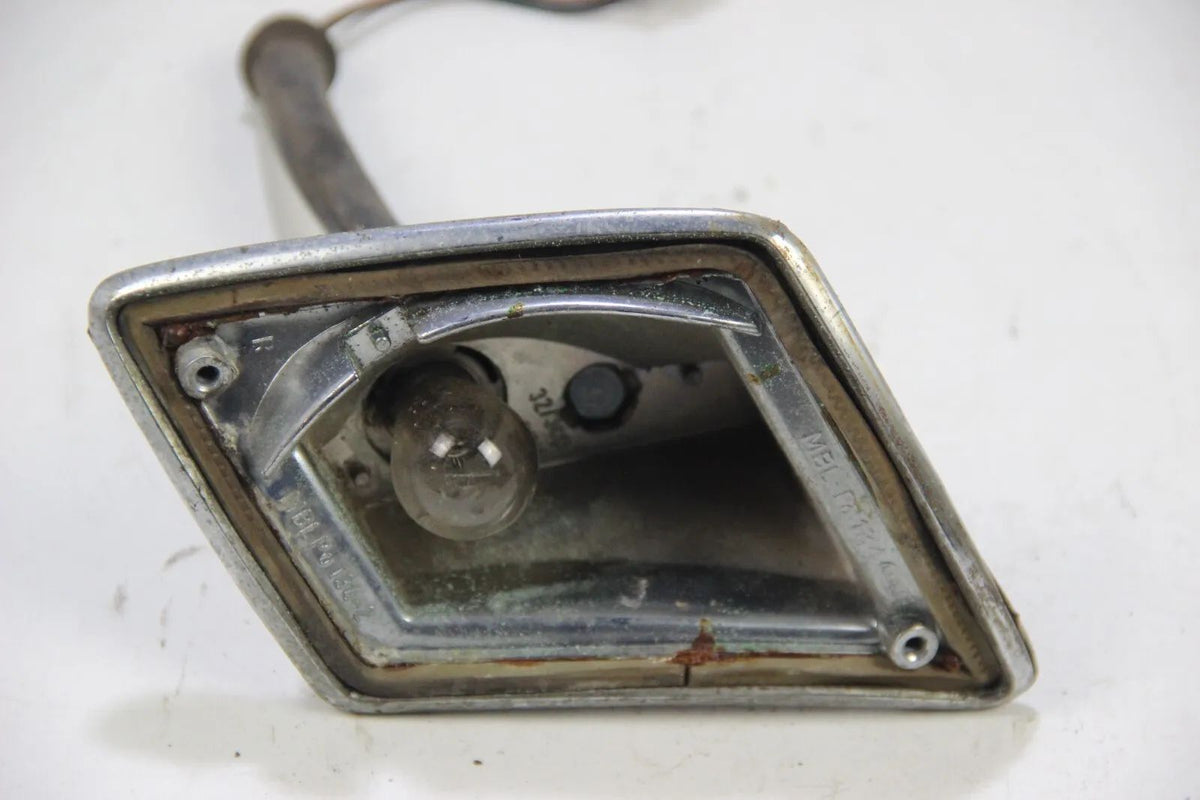 Original BMW E3 Blinker Gehäuse vorne Rechts Hella Turn Signal Indicator