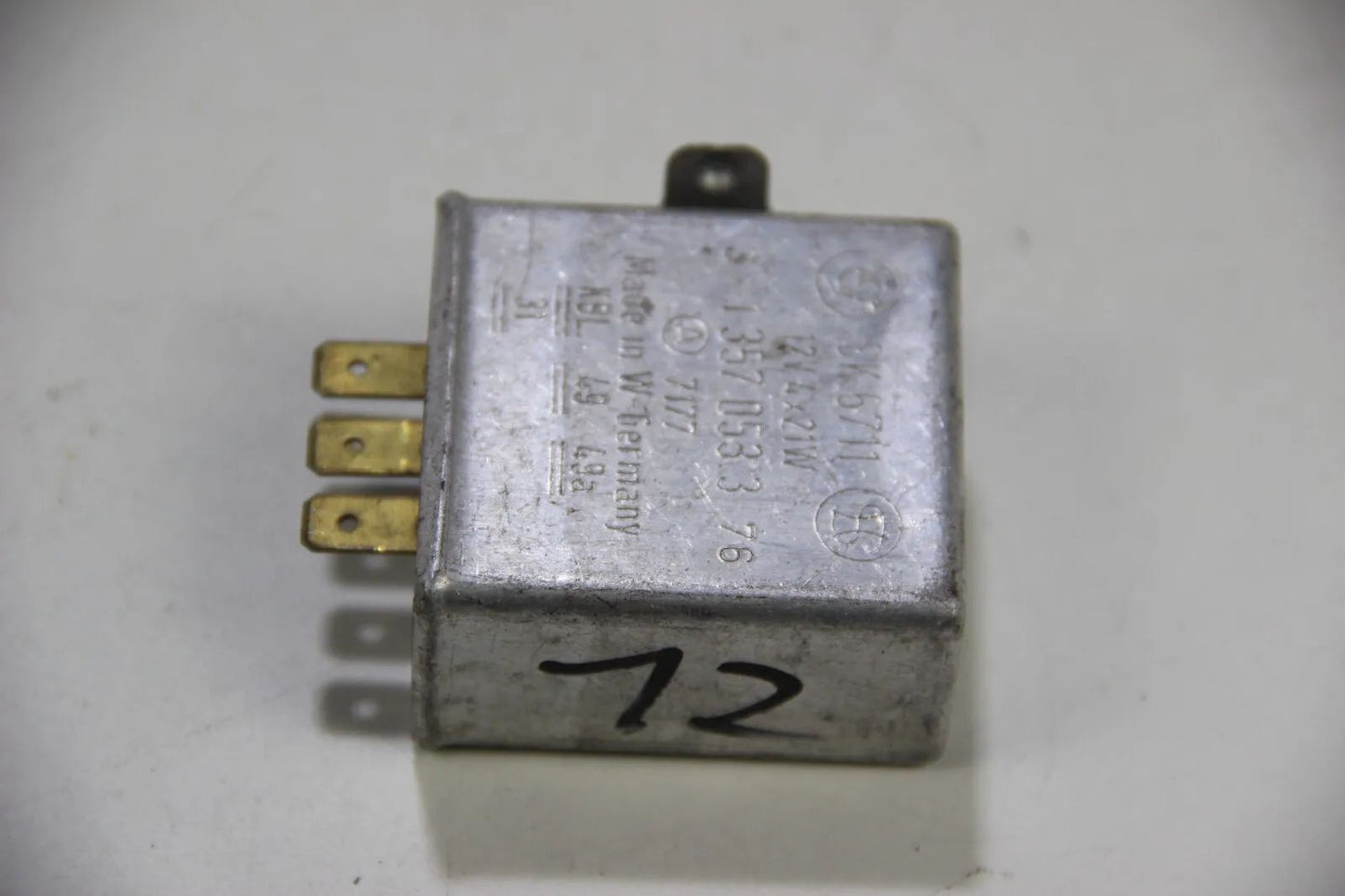 Original BMW E3 E9 E12 E24 E23  Relais Siemens Sk6711 Relay Oldtimer 1357053