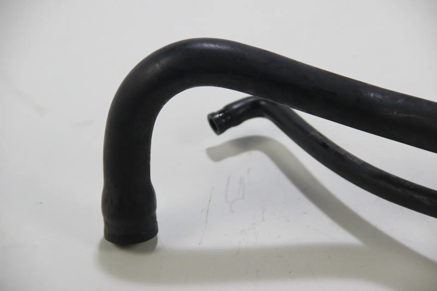 BMW E30 M3 S14  Ölabscheider Kurbelwellen Gehäuse Entlüftung KGE 2241124