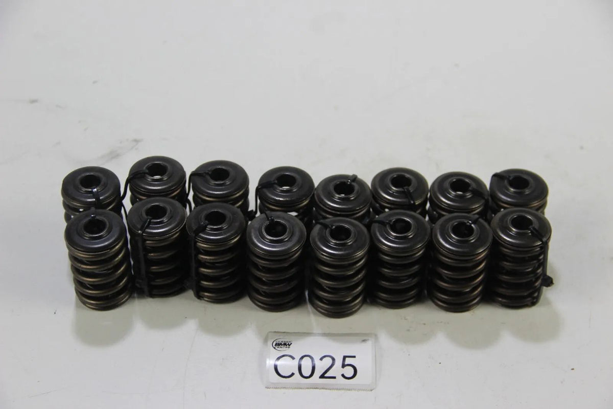 Original BMW E30 M3 S14  16x Ventilfeder mit Federtellern oben unten 11341312704