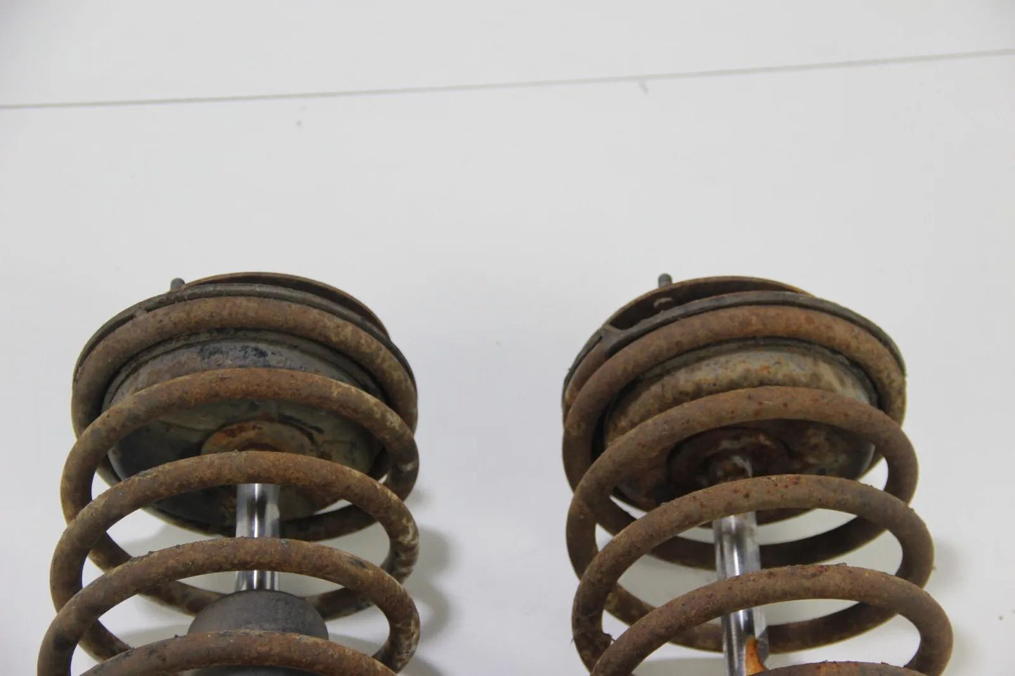 Original BMW E24 635csi 6er Federbeine vorne Struts links Rechts left and right