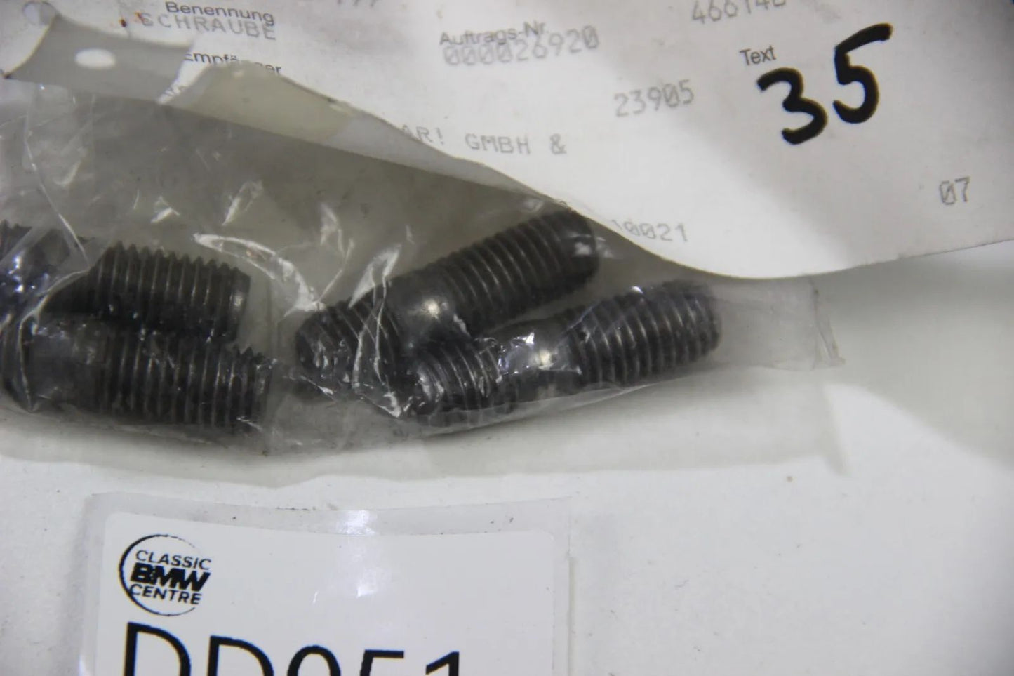 NEU BMW Original E30 316-318is 4x Schrauben Stehbolzen 1162170899 Studs 3er