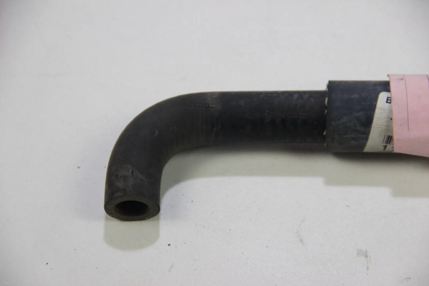 NEU Original BMW E3 E9 E12 M30 Schlauch 11531266510 Leitung