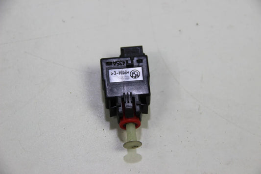 Original BMW CMSP E9 E30 E36 E28 E34 E32 Bremslichtschalter 2-Polig 61318360420