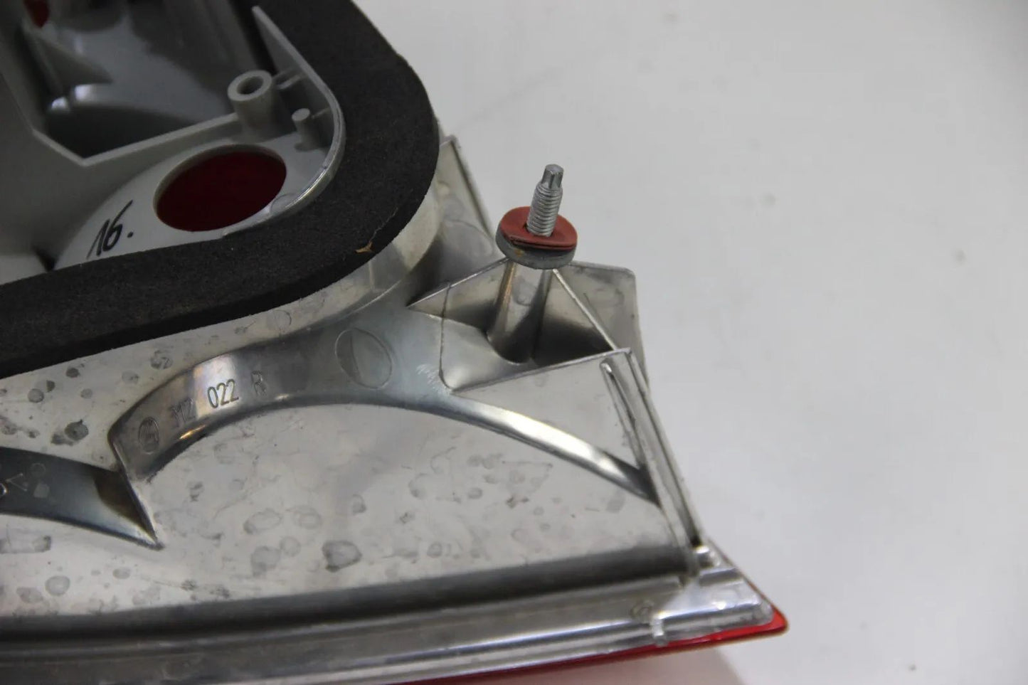 Original BMW E46 3er Coupe Cabrio Heckleuchte Außen Rechts Taillight 8376802