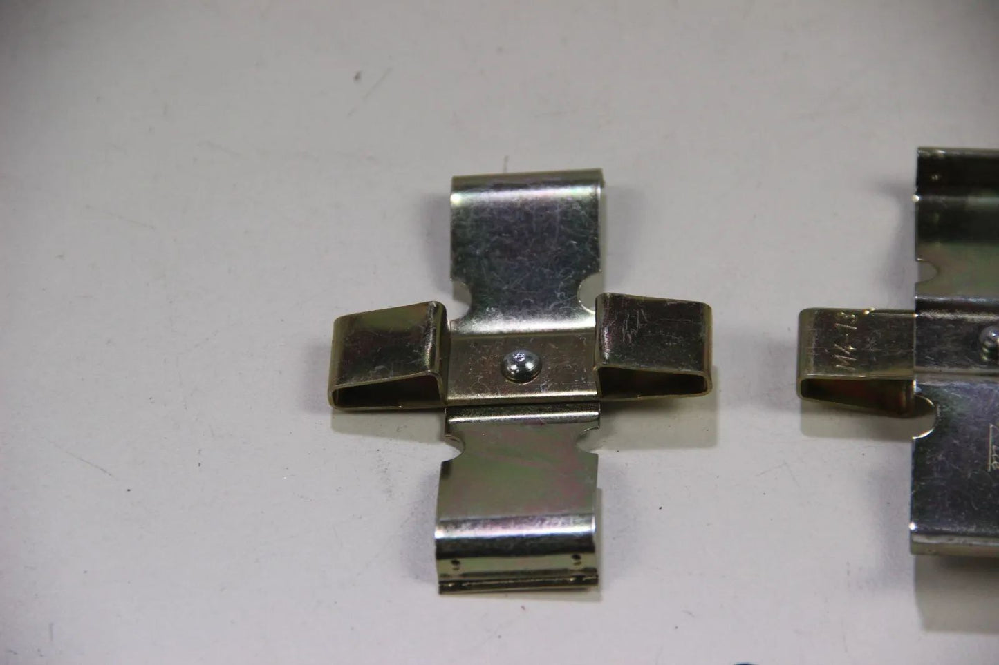 Original BMW E12 E24 E23 Zubehör Belagsatz 34211150554 Bremssattel Zubehör Clips