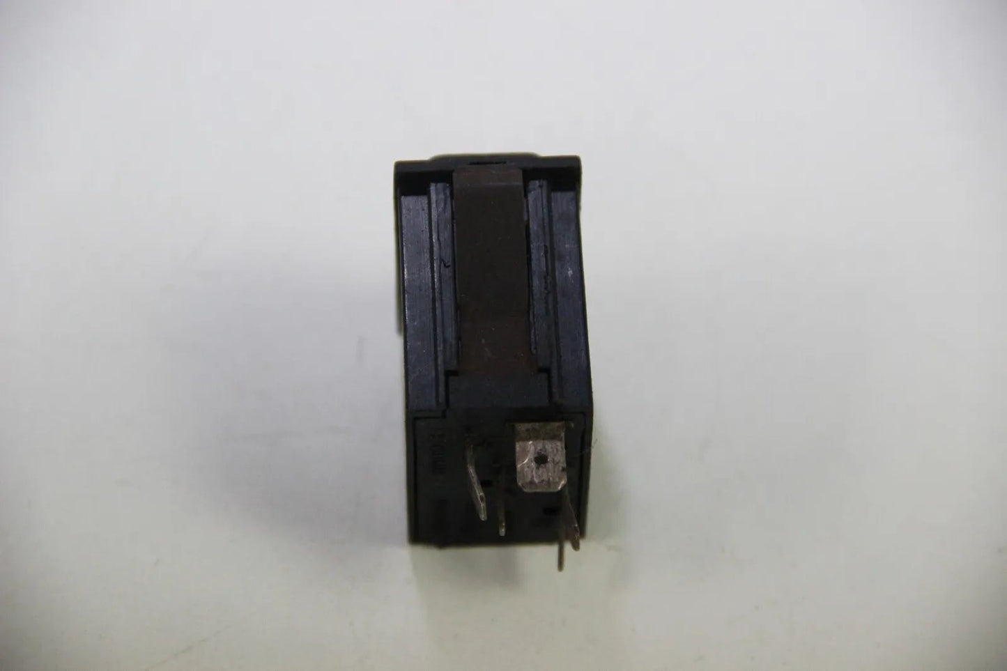 Original VW Golf Jetta Caddy Polo Scirocco Nebelscheinwerfer Schalter 321941535A