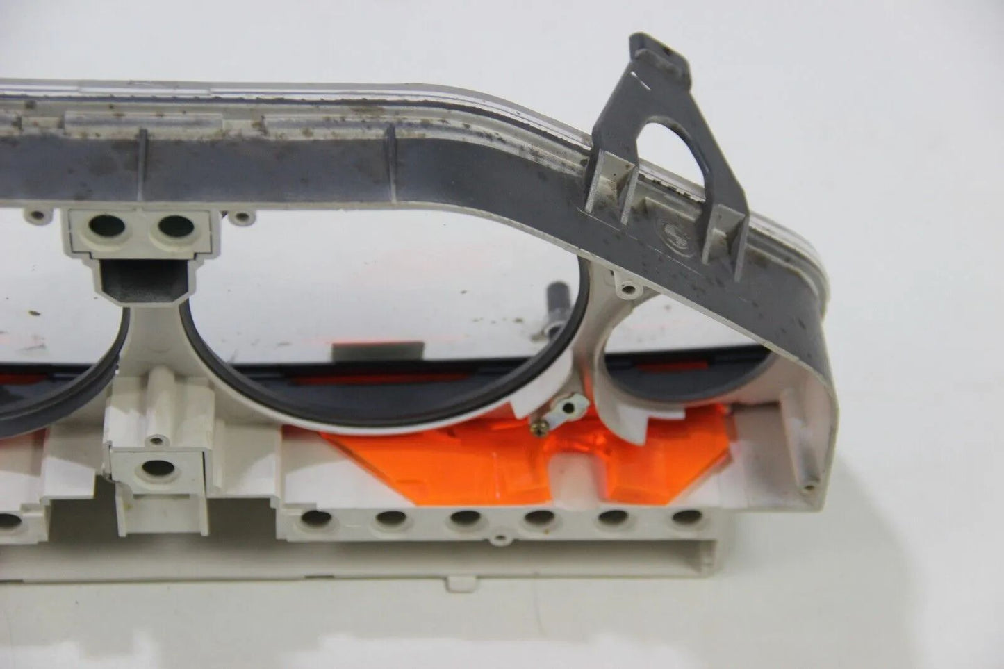 BMW E30 320i-325i 320is  Kombiinstrument Tacho Gehäuse für Tachos Drehzahlmesser