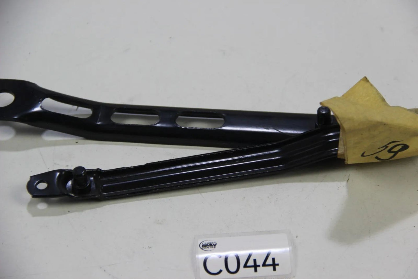 Original BMW 5er Serie E34 7er E32 Stütze Halterung Bracket 41611928563