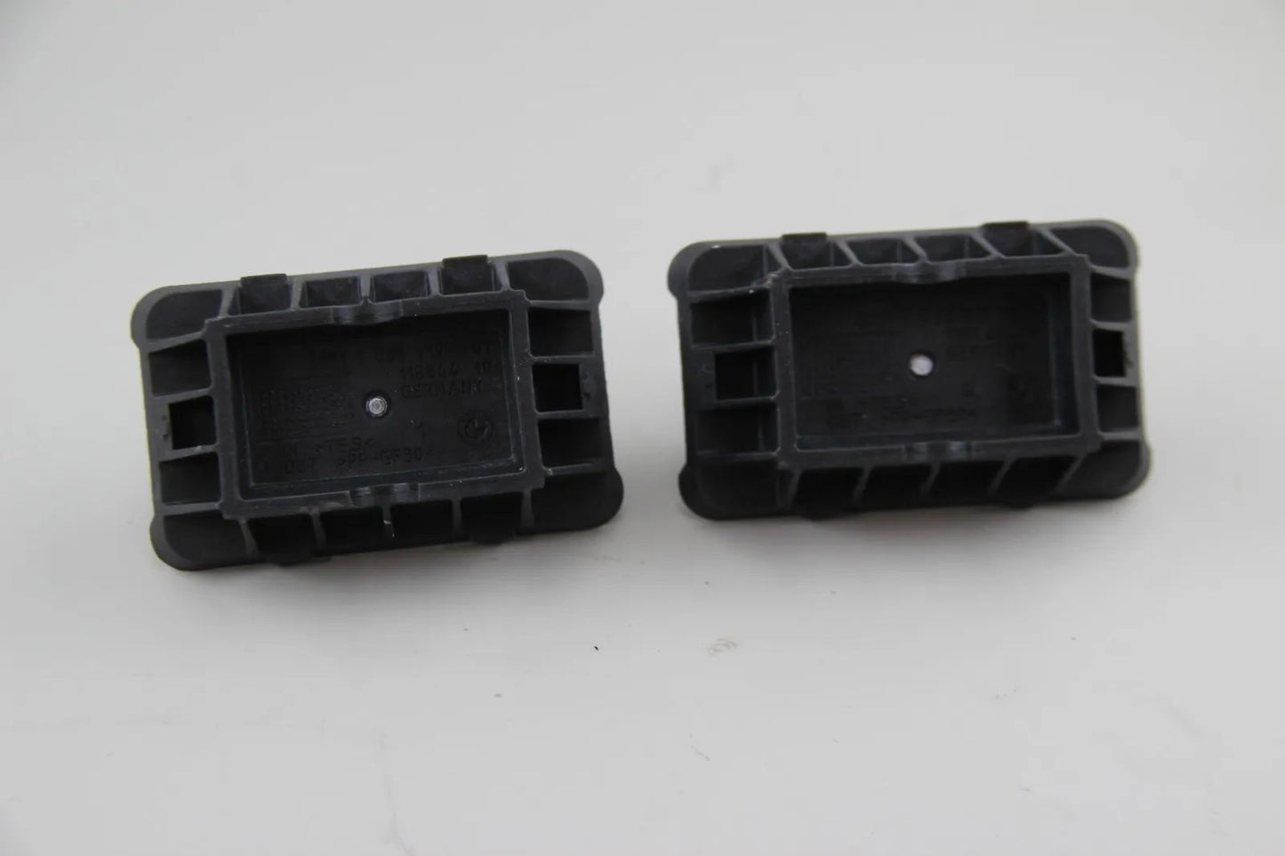 Original BMW E60 G11 G12 F25 F26 Aufnahme Hebebühne 2x 51717065919