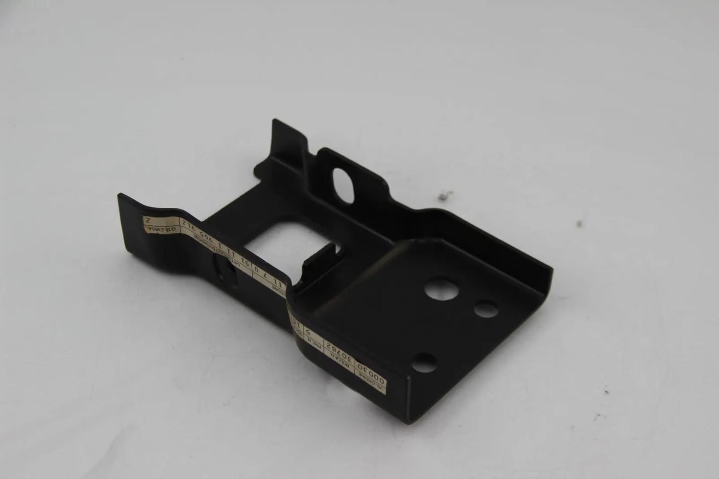 Original BMW E30 316-325ix  Stütze rechts Stossstange vorne 51111945912