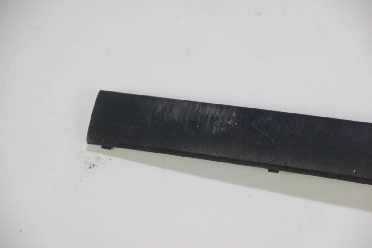 Original BMW  E36 compact Zierleiste Stoßstange PDC 8206375