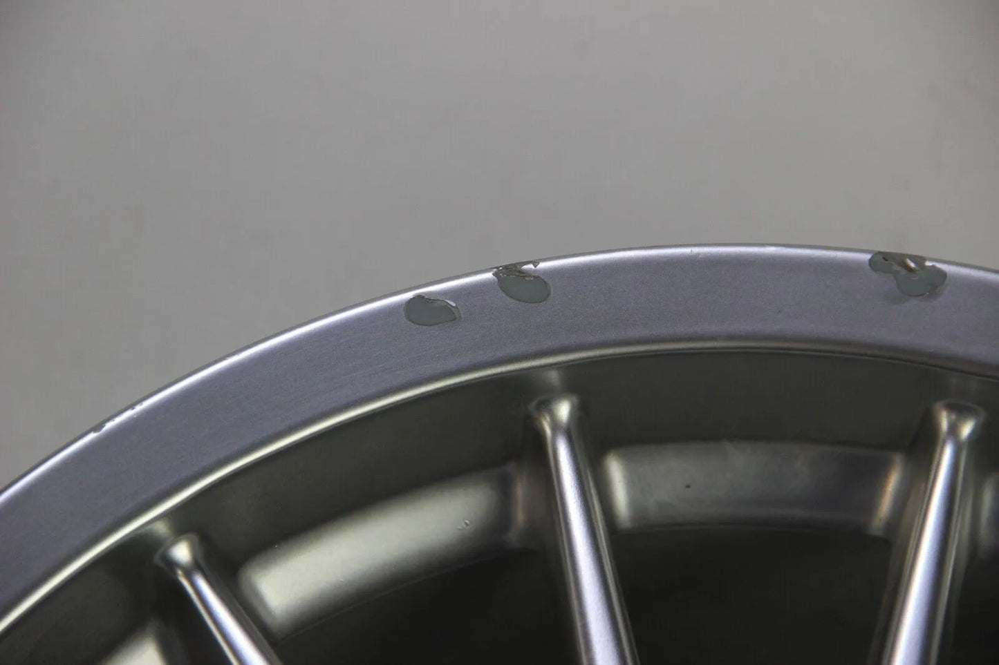 Original BMW E36 E46 Z3 NOS Styling 32 Brilliantline 8JX17 ET47 36111095337