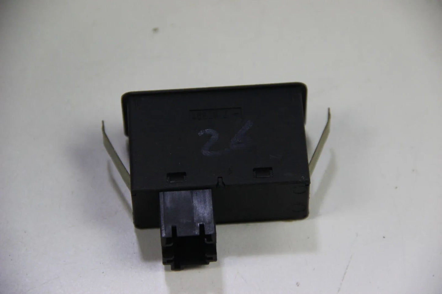 NEU BMW Original E34 Heckscheibenheizungsschalter 1391853 Switch 5er