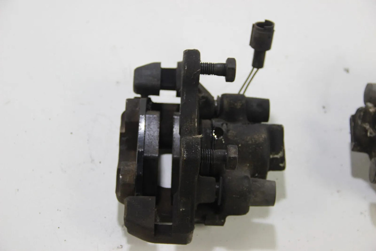 Original BMW E24 635csi E28 5er Bremssattel Sattelhalter hinten links rechts