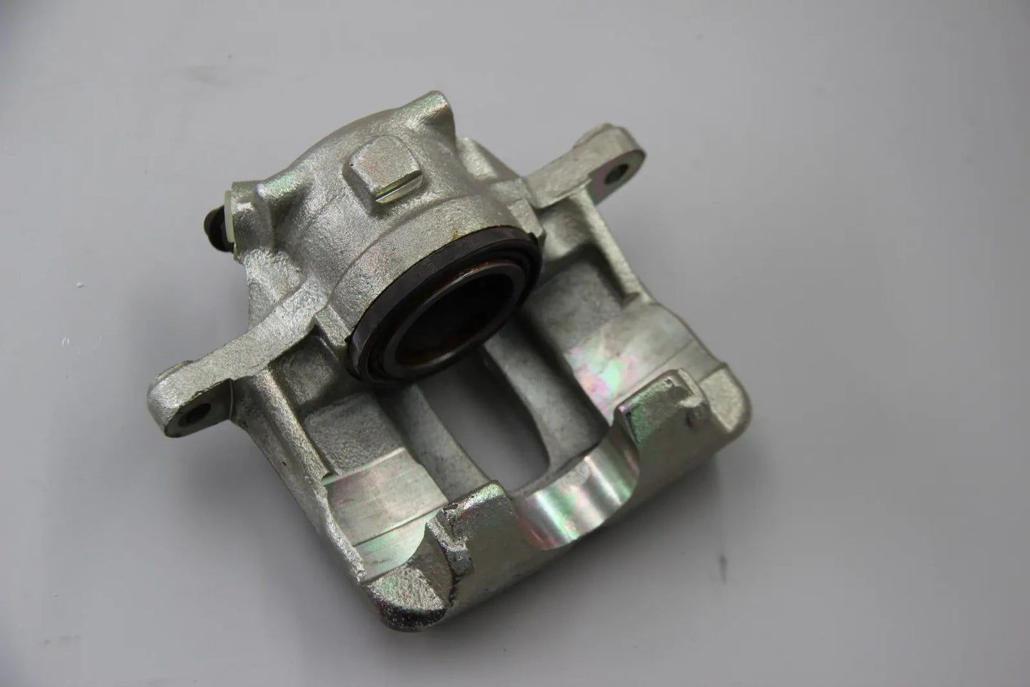 Original BMW E30 316i 318i M10 M40 Bremssattelgehäuse rechts 34111154378