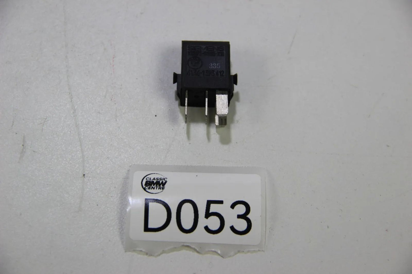 Original BMW E36 E34 E39 E32 E38 E31 Minirelais Schliesser schwarz 61361393412