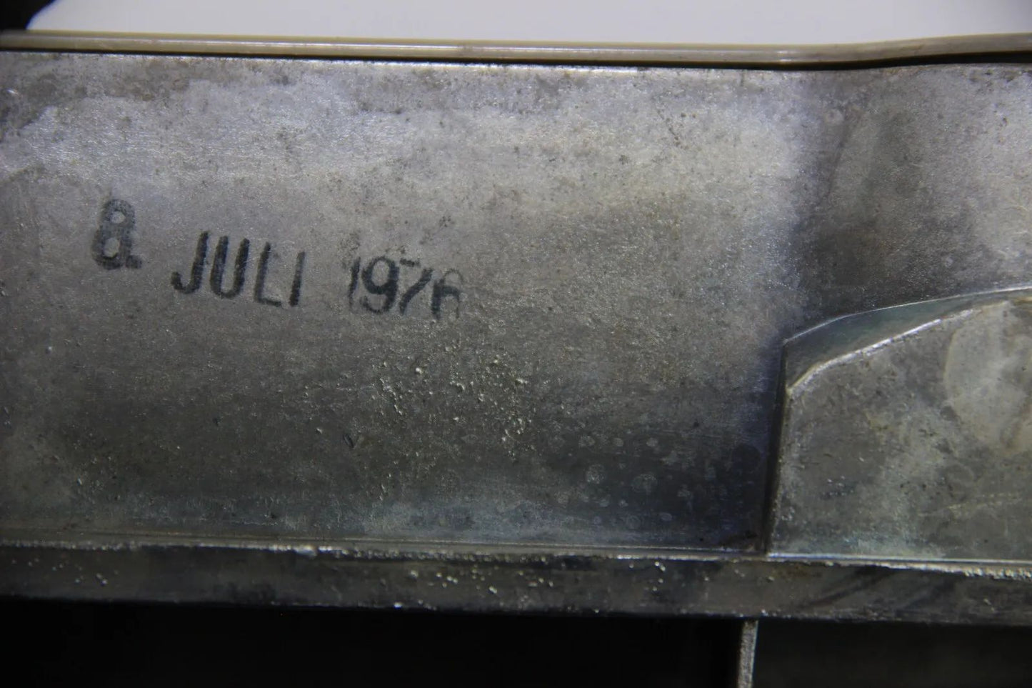 BMW E3 Reflektor Lampenträger Heckleuchte Rücklicht Gehäuse paar 63211355108 /07