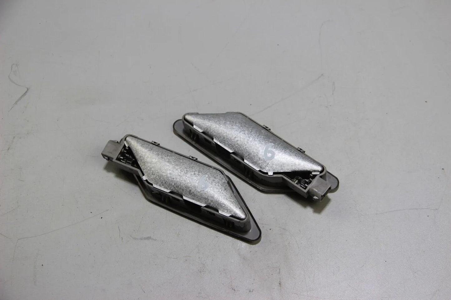 Original BMW E36 Innenraumleuchte Licht C- Säule paar 8361638 8361637