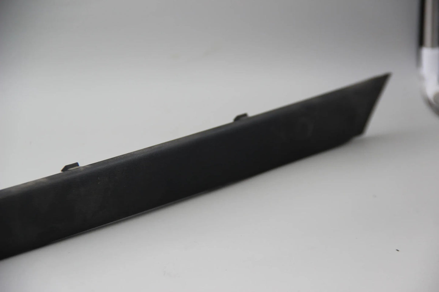Original BMW E39 520d 520i 523i 525d 528i Stossleiste hinten rechts 51128159378