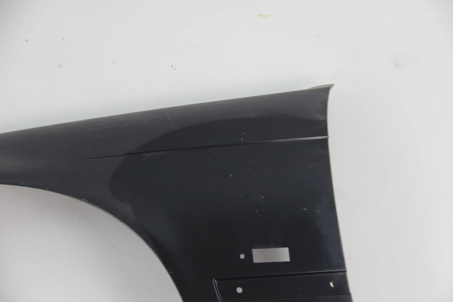 Original BMW E36 Limousine Kotflügel Seitenwand vorn links  41351977873