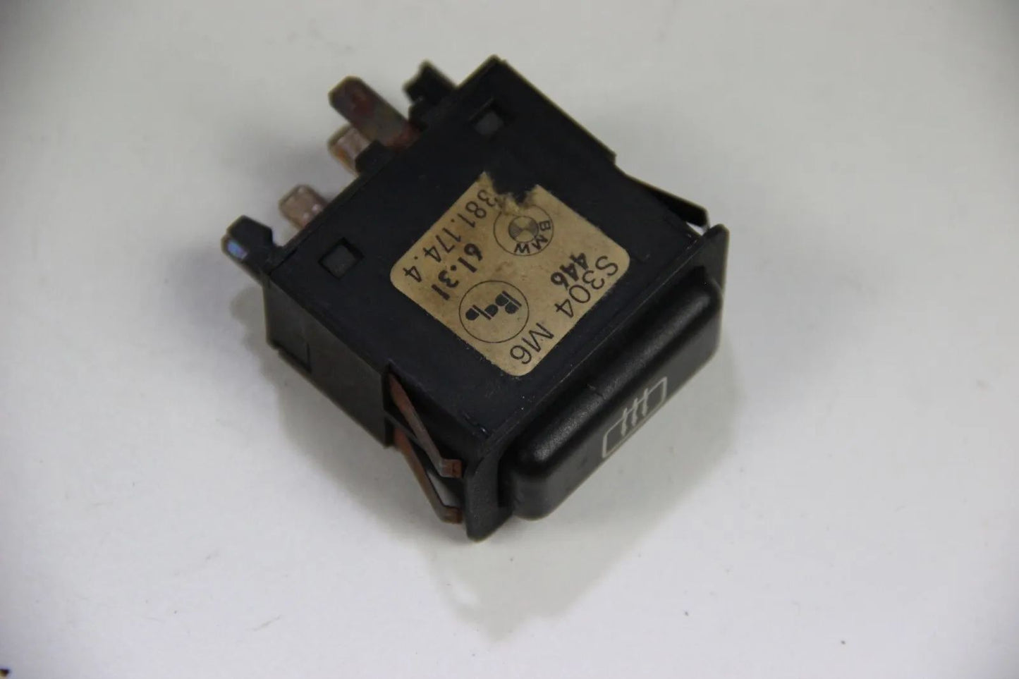 Original BMW E30 Schalter Beheizte Heckscheibe 3er 316i-325i M3 OEM 1381174