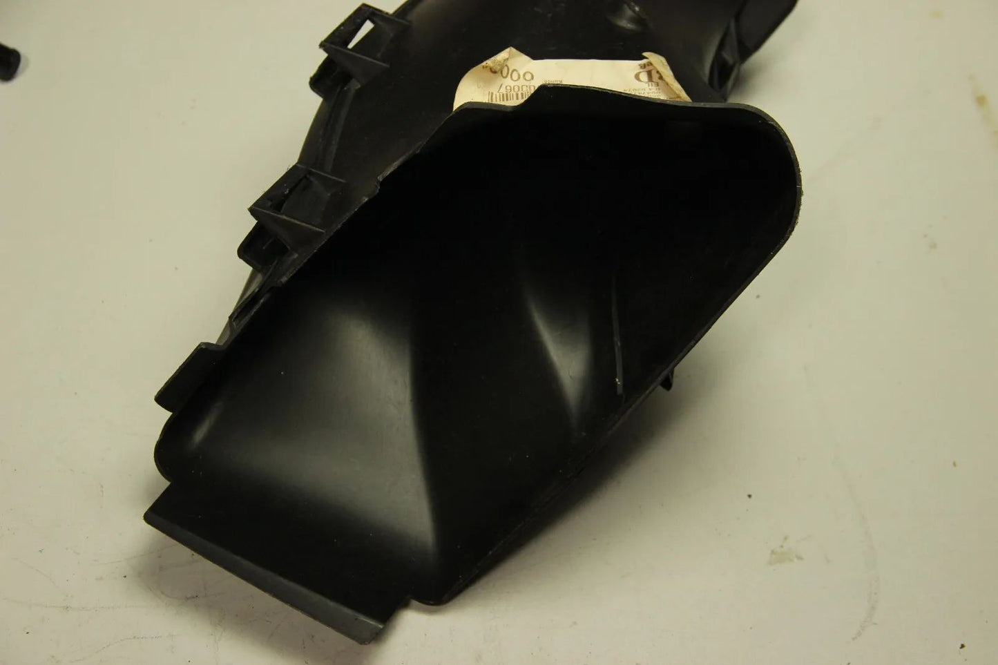 BMW 1er E87 Bremsluftkanal Luftführung Luft Rechts NEU 51747076842