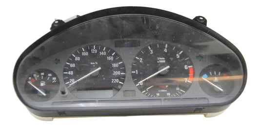 Original BMW E36 Kombiinstrument Tacho km/h 8357422