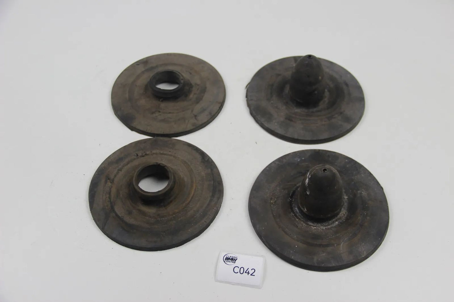 Original BMW E30 Gummipuffer Federnsitz hinten links rechts 1127218 1128610 3er