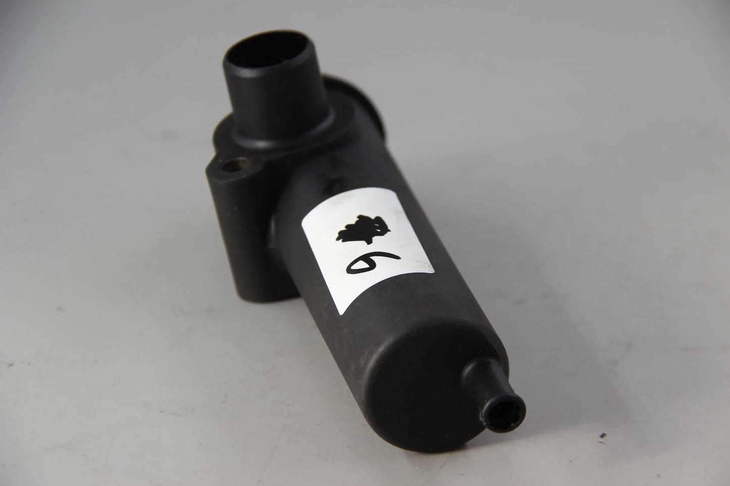 Original BMW E30 M3 320is 324d E28 524d Ölabscheider NOS beschädigt 11152241124