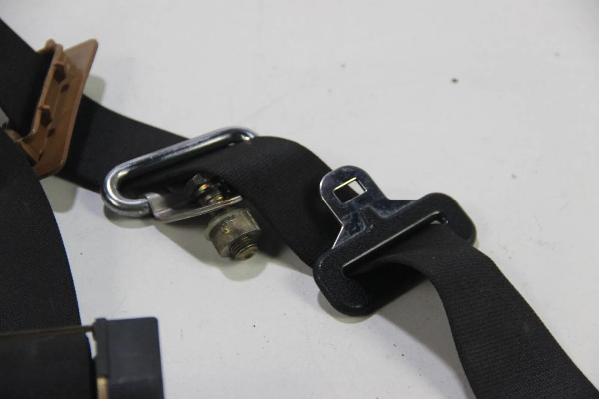 Original BMW E24 635csi Sicherheitsgurt rechts hinten Seatbelt OEM 1875228