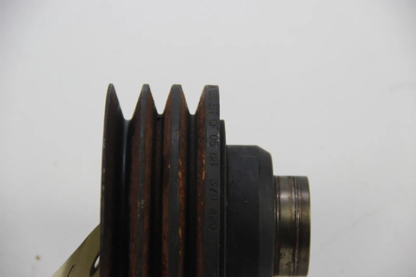 Original BMW E30 M3 S14 Vibrationsdämpfer Riemenscheibe Pulley Klima 1308577 3er