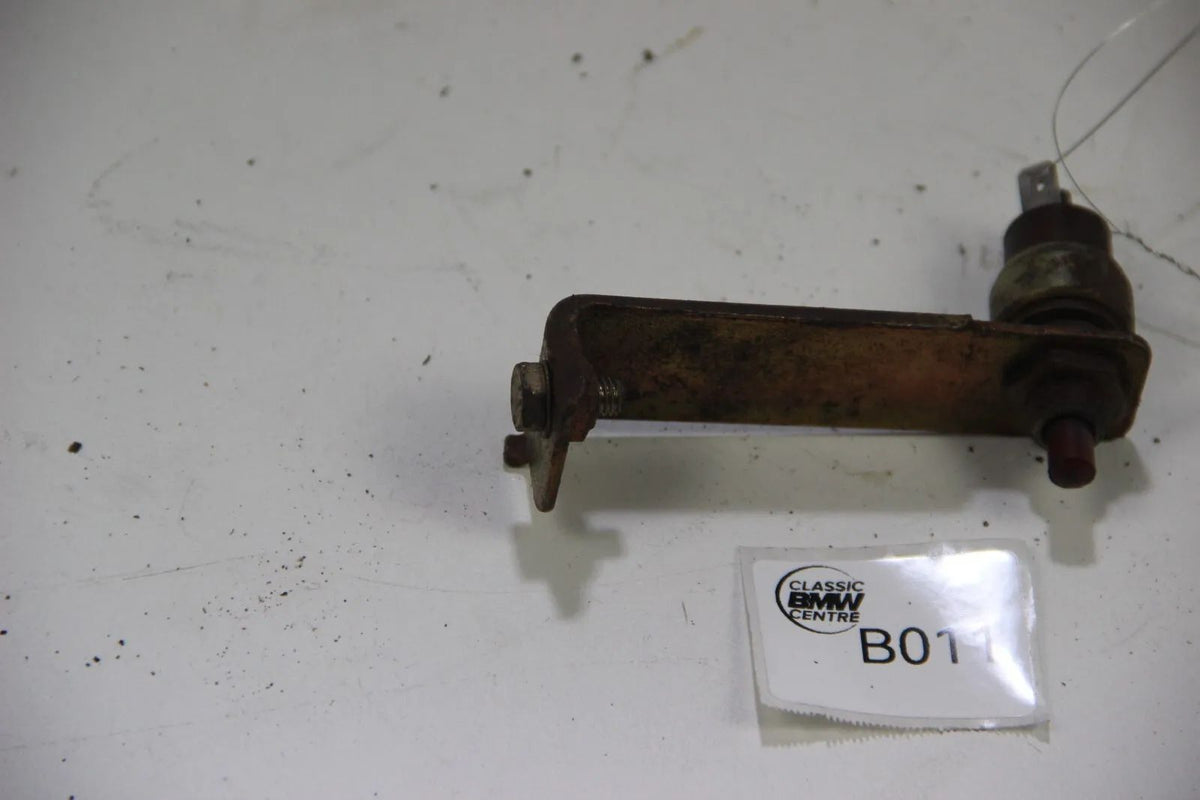 Original BMW E30 Schalter Kupplung Tempomat Kupplungsschalter 1362809 1370487 OE
