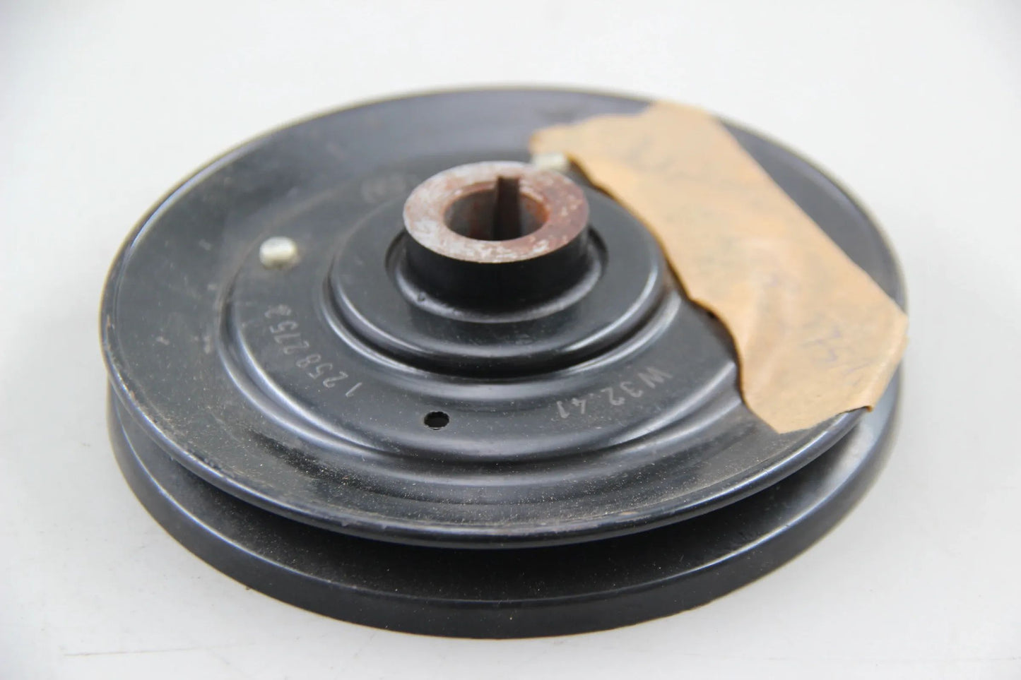 Original BMW E3 E9 E12 E24 E23 728i 732i 733i Riemenscheibe NOS NLA 32411258275