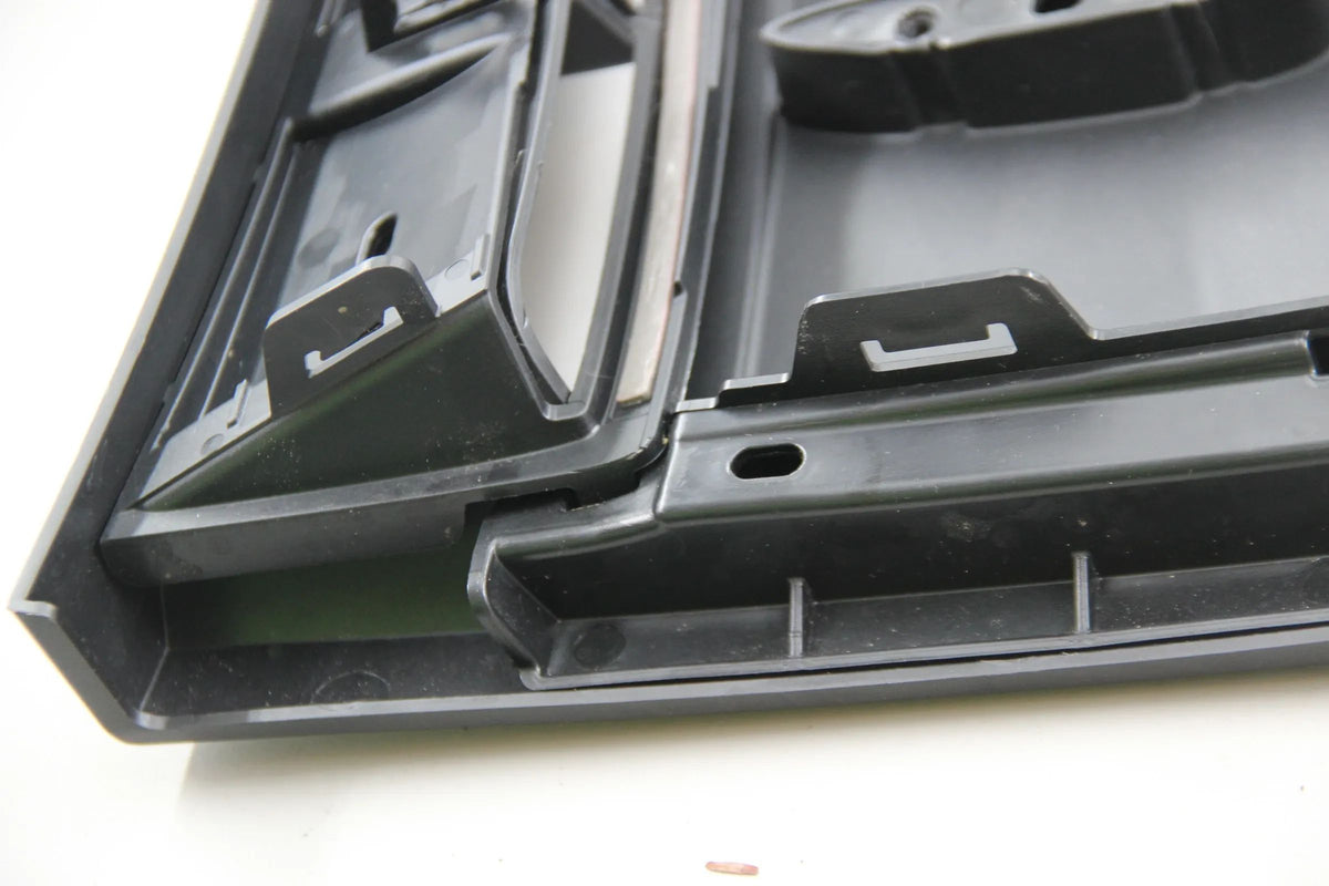 Porsche GT4 RS Stossfänger vorn Spoiler seitlich Schwarz L 982807100A OK1 9GT800161