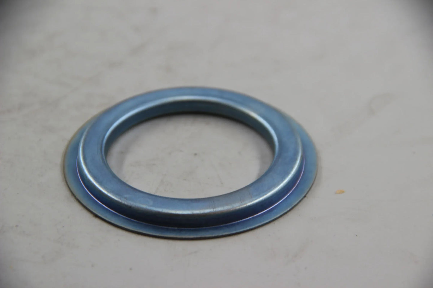 Original BMW 1er 3er 6er Staubschutzteller klein Chrom CR(VI) frei 31521428677