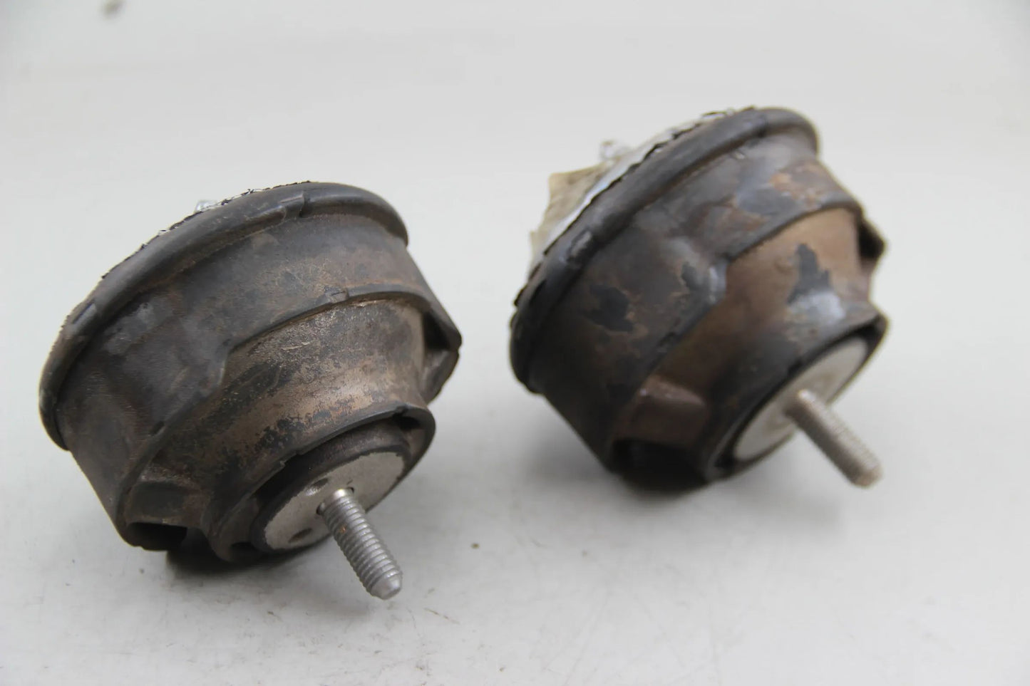 Original BMW E46 316i 318i 320d E85 Motorlager links + rechts 22116785583