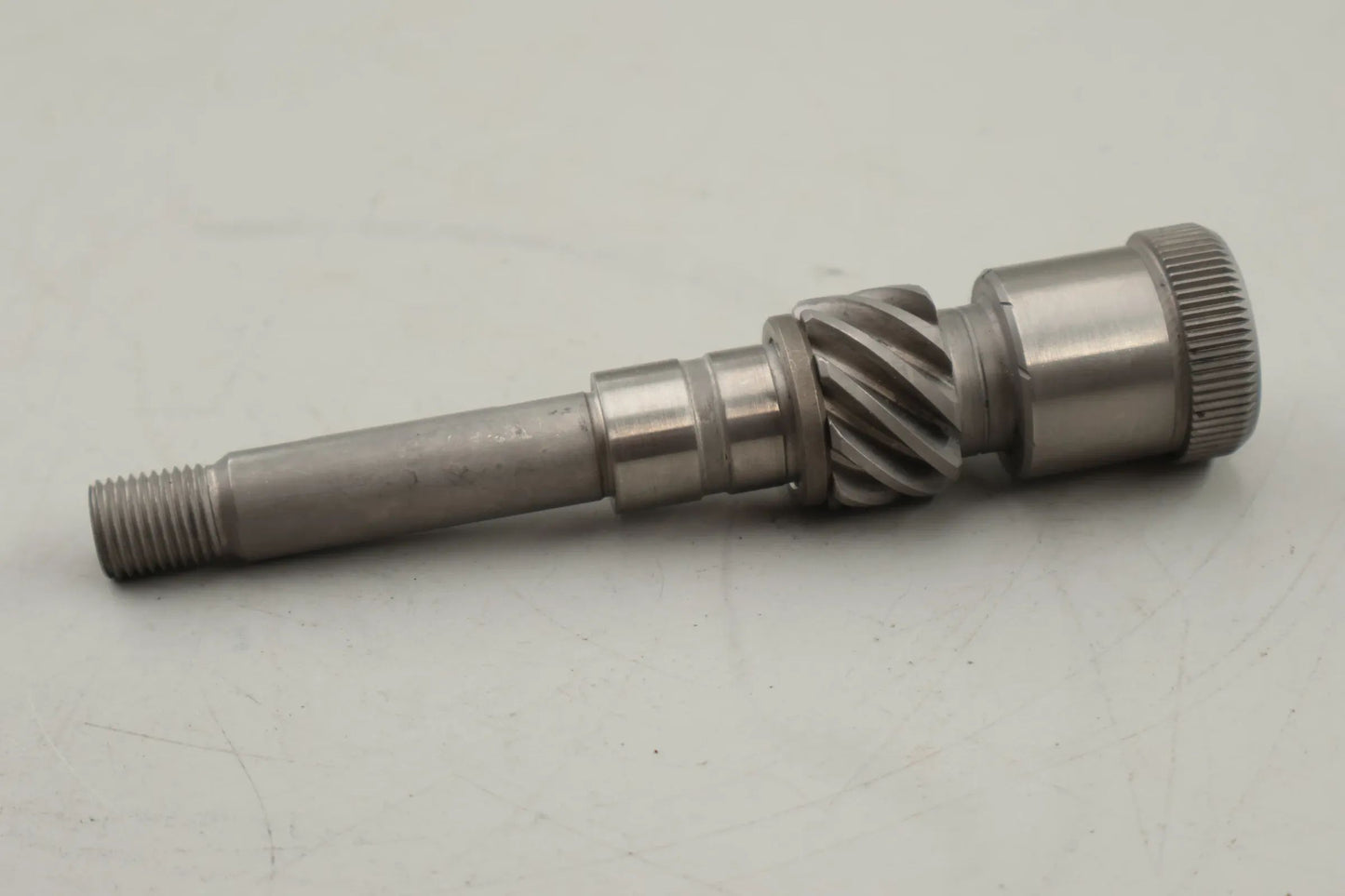 Mercedes-Benz M127 M129 M130 W111 W113 Zwischenwelle Einspritzpumpe 6210500406