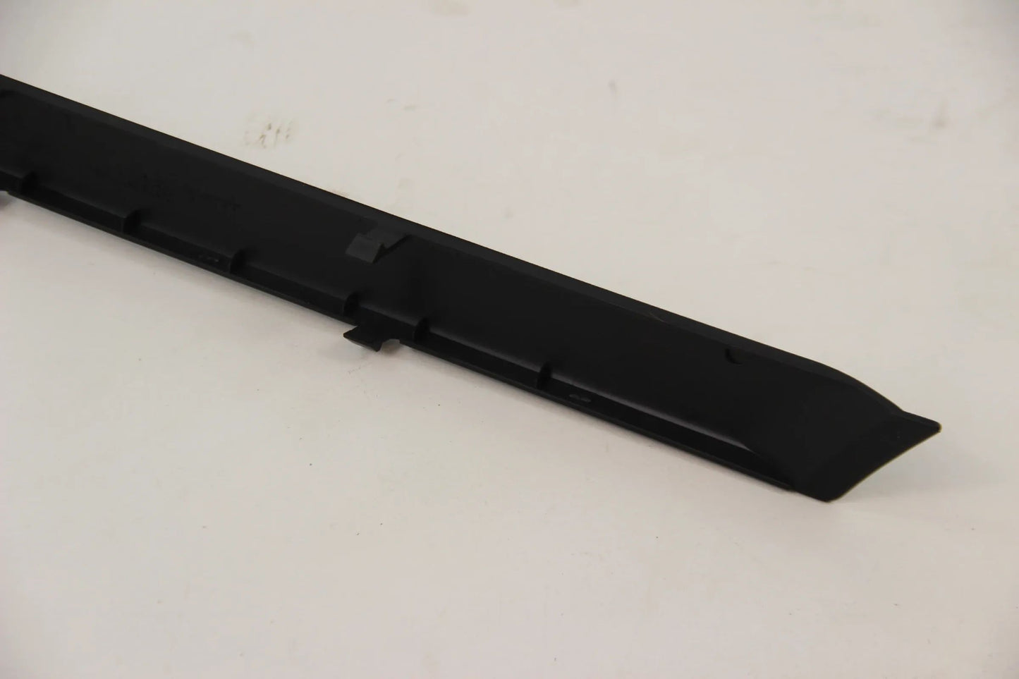 Original BMW E39 520i-540i Limousine Stossleiste hinten links 51128184507